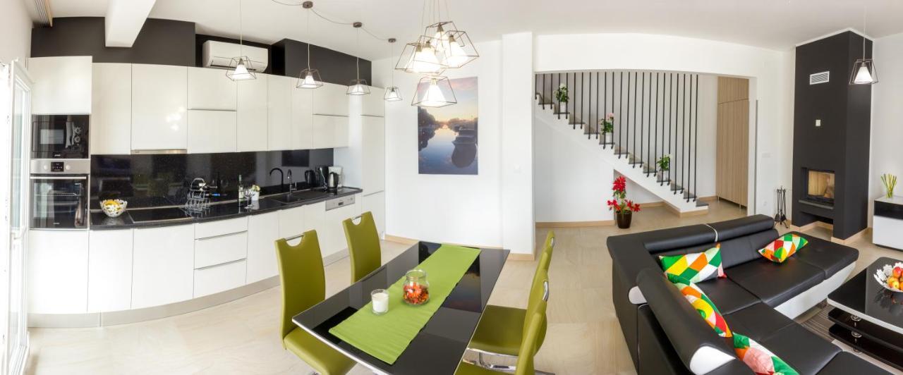 Trogir Residence Vila A Seget Vranjica Kültér fotó